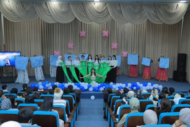 “Tabiatni asraylik” mavzusida bayramona tadbir tashkil etildi