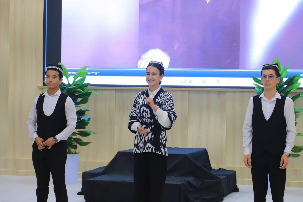 NamDPI "Ziyo" jamoasi "Maʼrifat maydoni" sahnasida