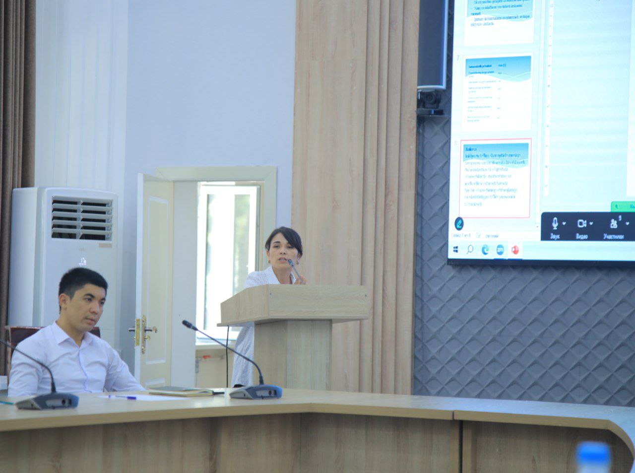 TIL TA'LIMIDAGI YANGI TENDENSIYALAR: MUAMMO VA YECHIMLAR MUHOKAMADA