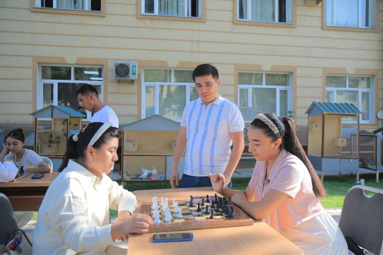 "Al-Xorazmiy izdoshlari" toʻgaragi doirasida shaxmat va shashka musobaqasi tashkil etildi.