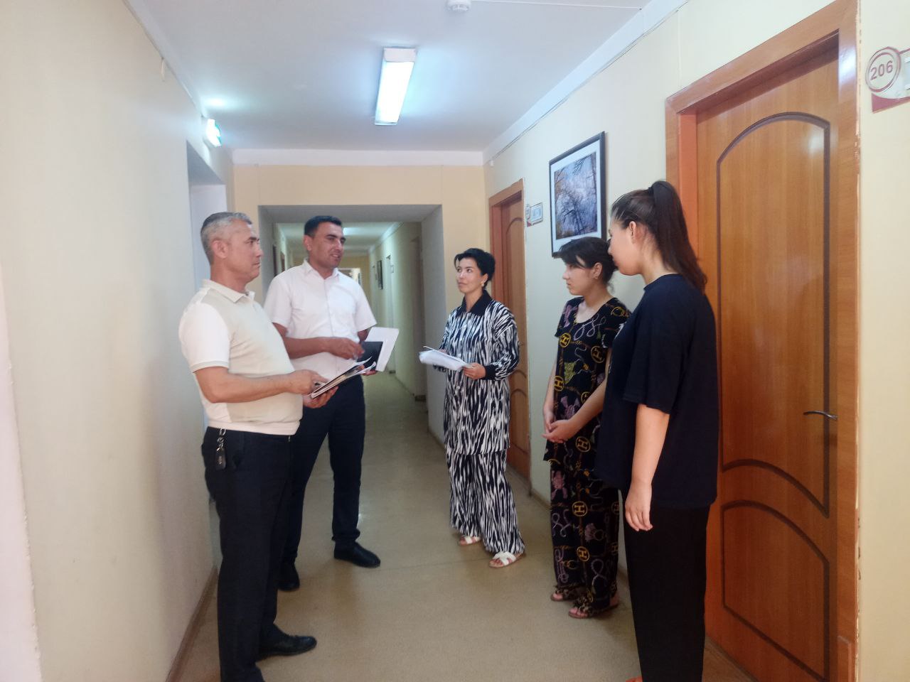 Talabalar turar joyiga tashrif