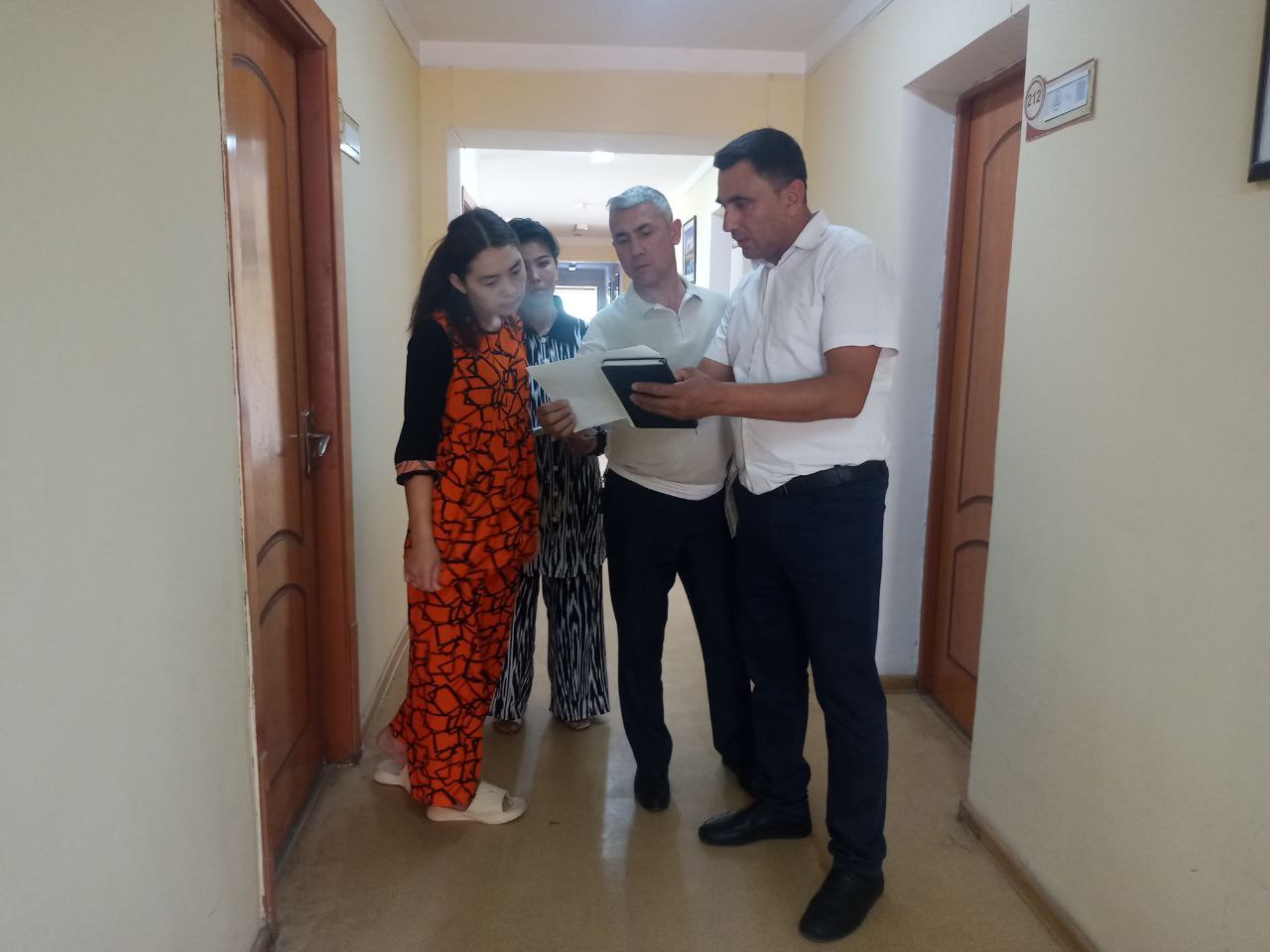 Talabalar turar joyiga tashrif