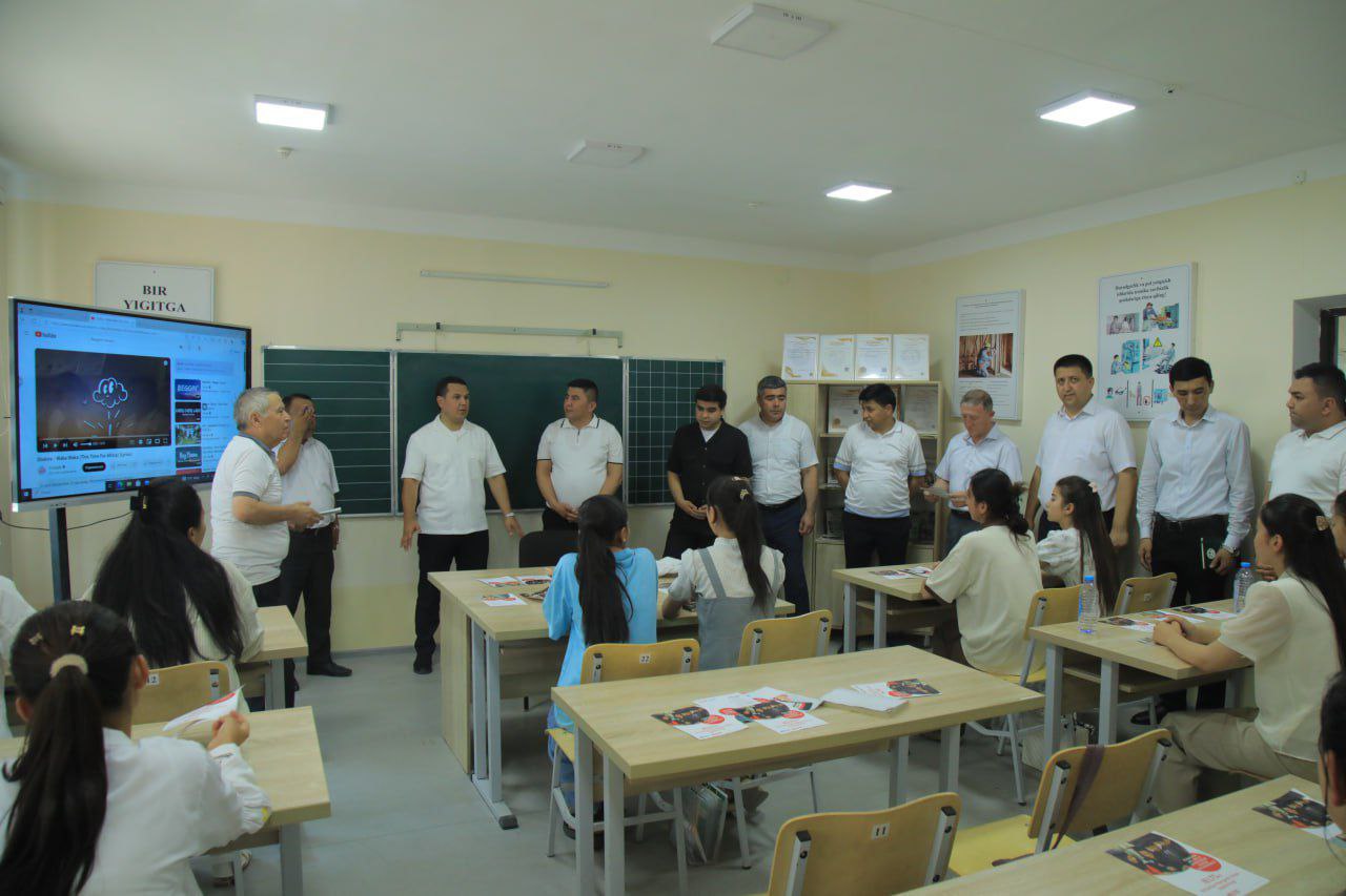 Chust tumani 1-sonli politexnikum qoshidagi yozgi kasblar markazi oʻrganildi.