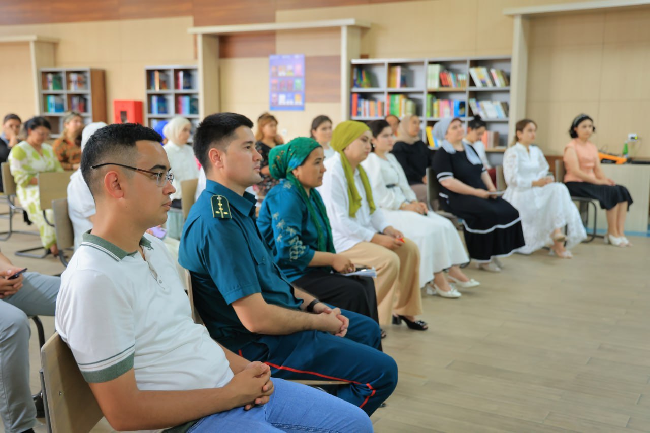 “Zamonaviy psixologiyada muammolarga yechim va bugungi kun muammolari” mavzusida seminar-trening o‘tkazildi