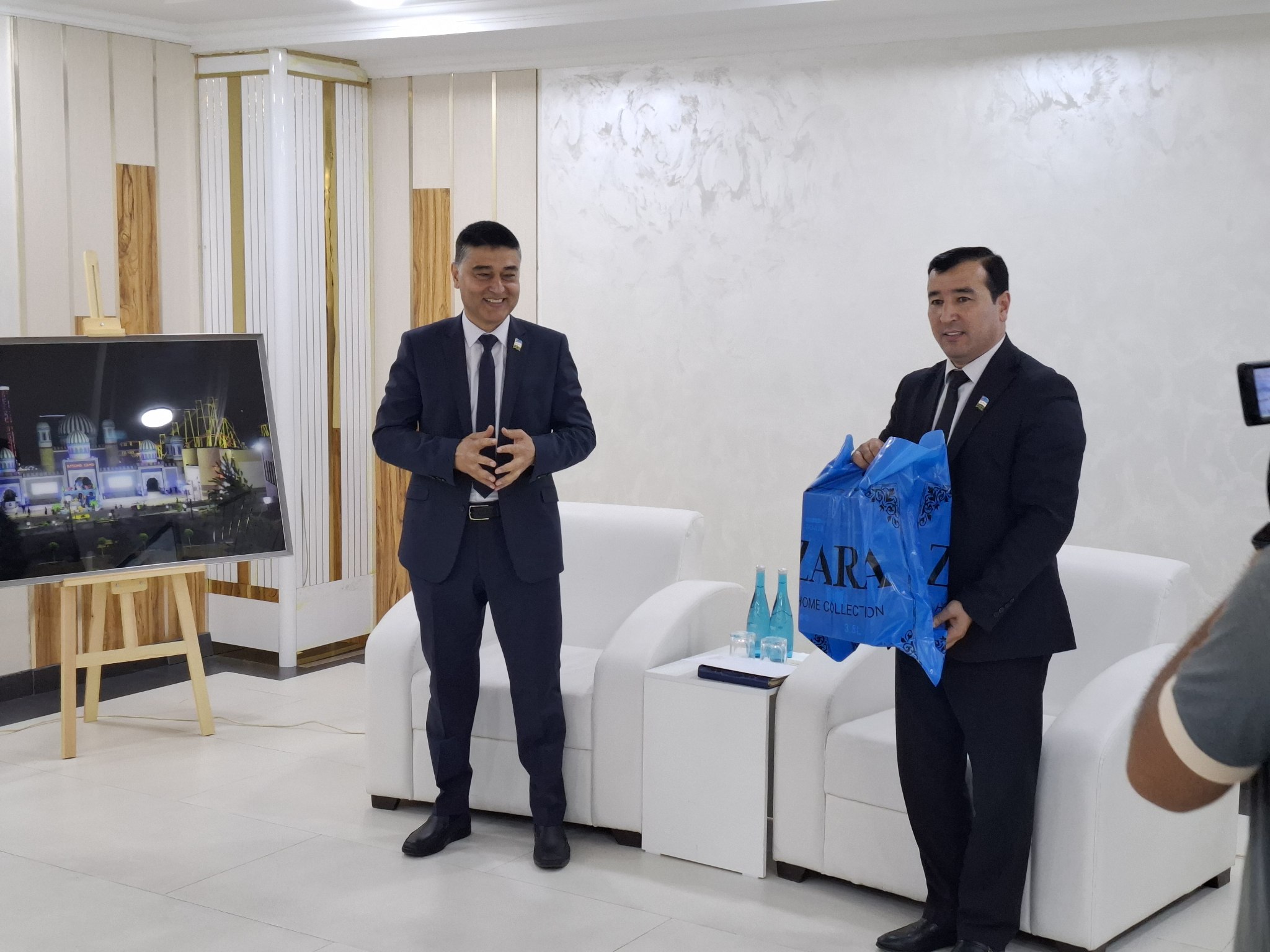 Xalq deputatlari Namangan viloyati kengashi deputatlarining bir kunlik ish faoliyati bilan tanishildi