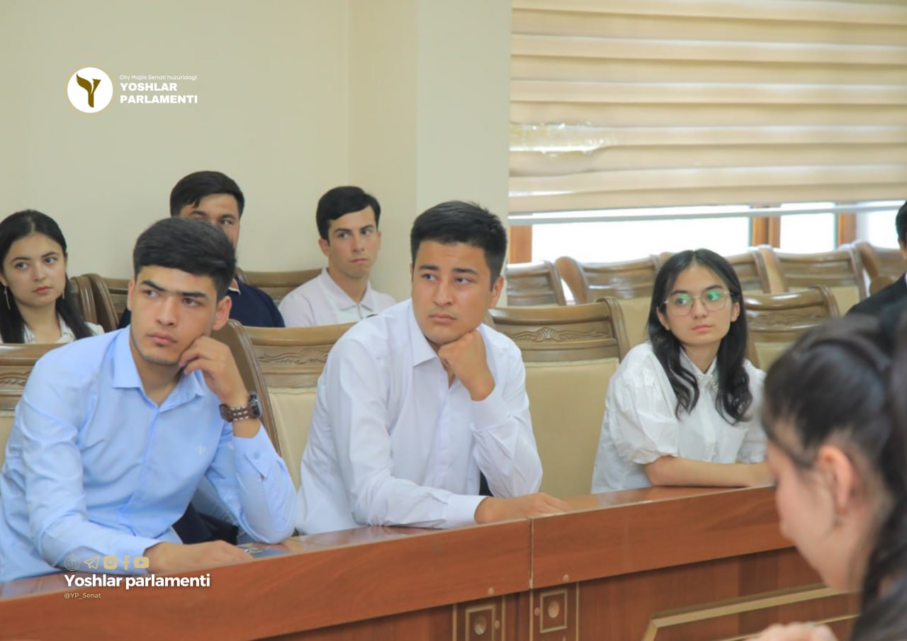 “Faollar jamoasi” va Yoshlar maslahat guruhi a’zolari uchun o'quv-seminarlari tashkil etildi.