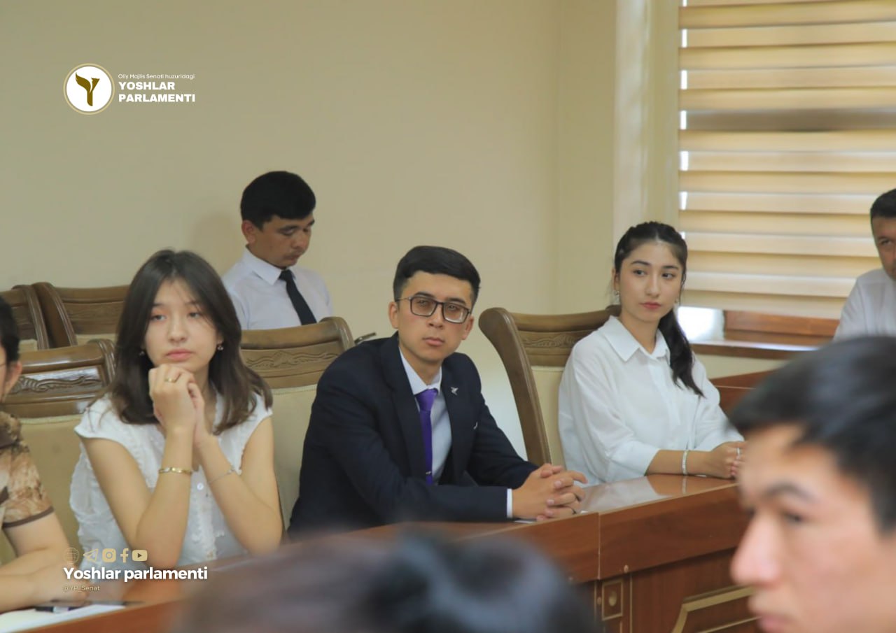 “Faollar jamoasi” va Yoshlar maslahat guruhi a’zolari uchun o'quv-seminarlari tashkil etildi.