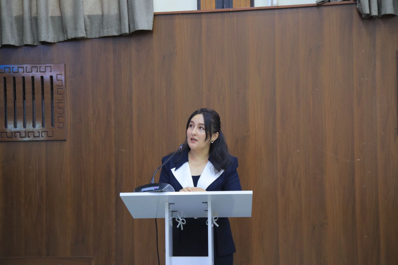 Namangan davlat pedagogika institutida Ijtimoiy fanlar fakulteti tyutorlarining hisoboti bo‘lib o‘tmoqda