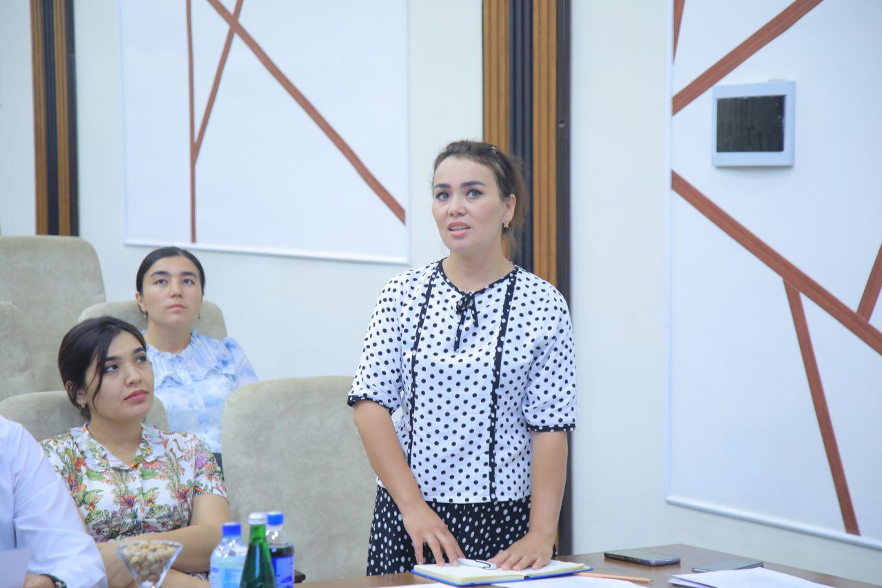 Namangan davlat pedagogika institutida Ijtimoiy fanlar fakulteti tyutorlarining hisoboti bo‘lib o‘tmoqda