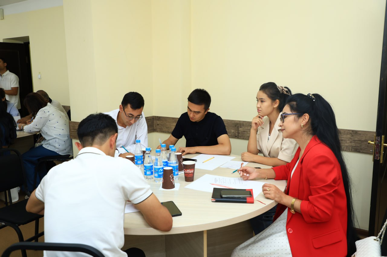 Axborot xizmati xodimlari uchun zamonaviy tendensiyalar bo‘yicha malaka oshirish kurslariga start berildi