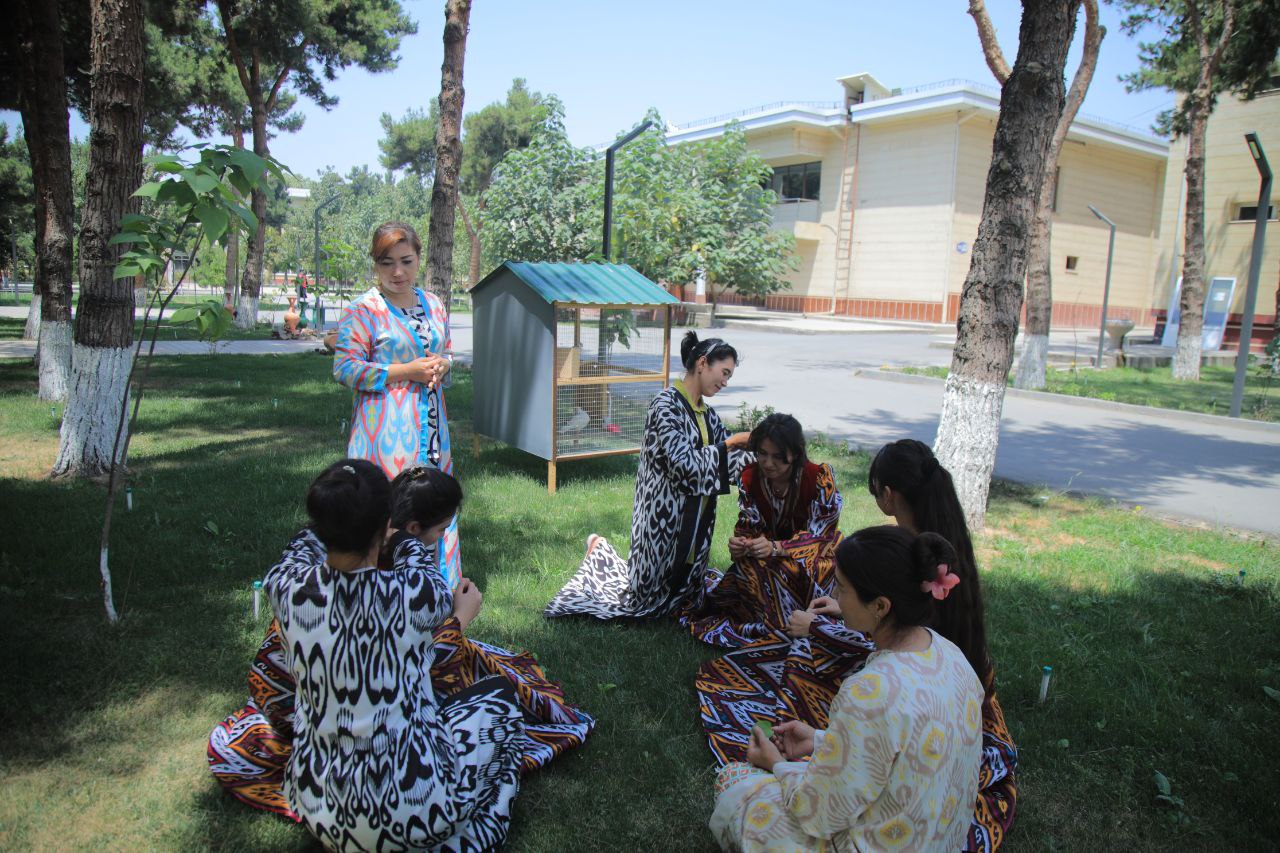 Milliy liboslar ruhida go‘zallik