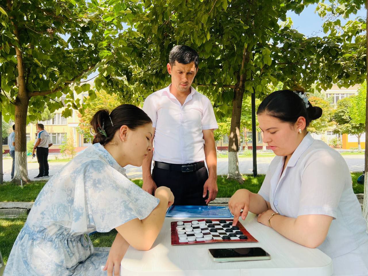 Institut-maktab-mahalla hamkorligi