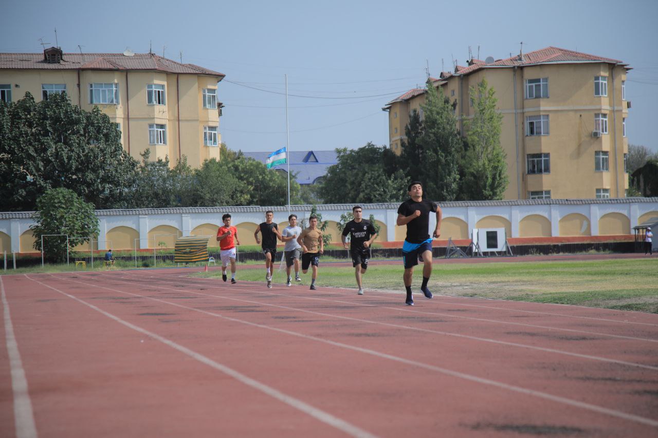 "Barkamol avlod" sport majmuasida Jismoniy madaniyat yoʻnalishi abituriyentlari uchun Kasbiy (ijodiy) imtihonlar boshlandi.