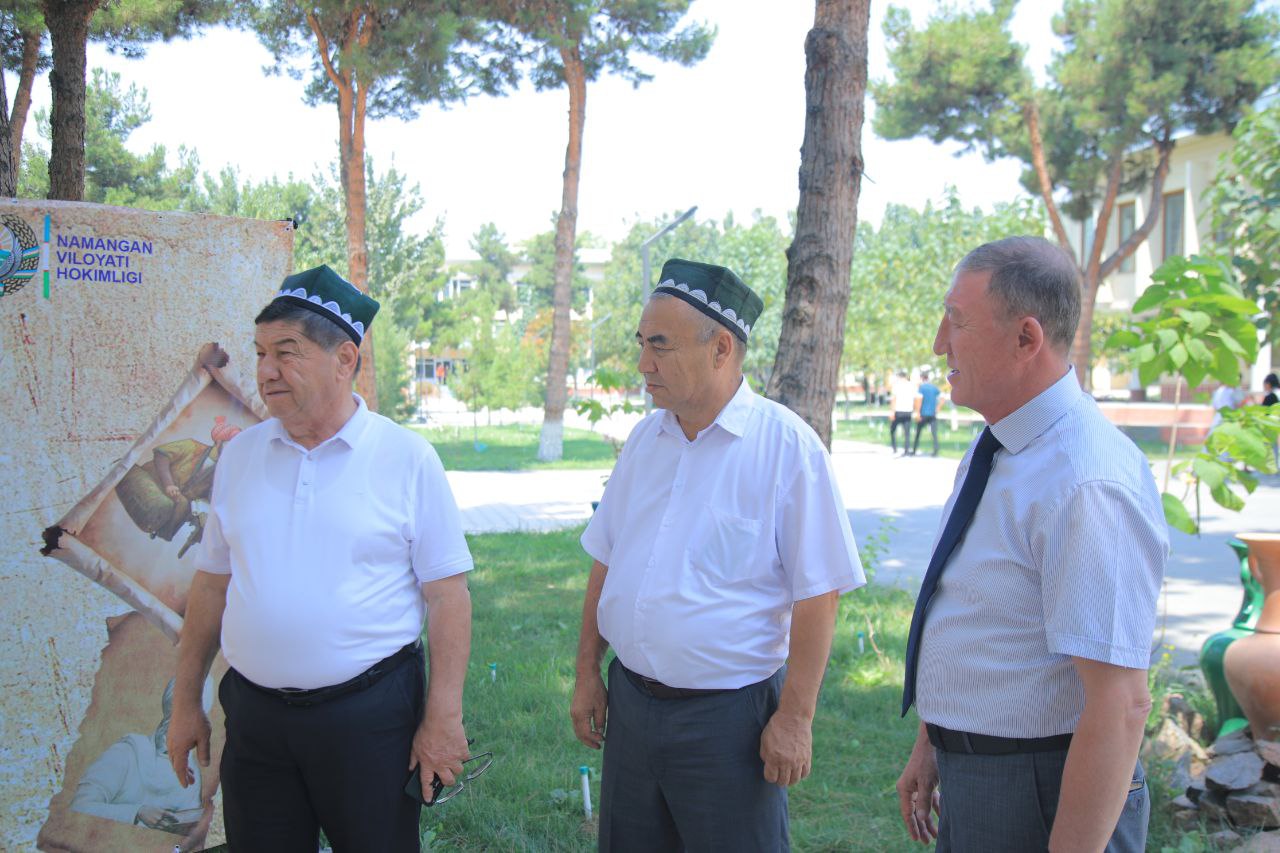 NamDPIda "Buyuklar haqida 100 ta dalil" kitobi taqdimoti  bo‘lib o‘tdi