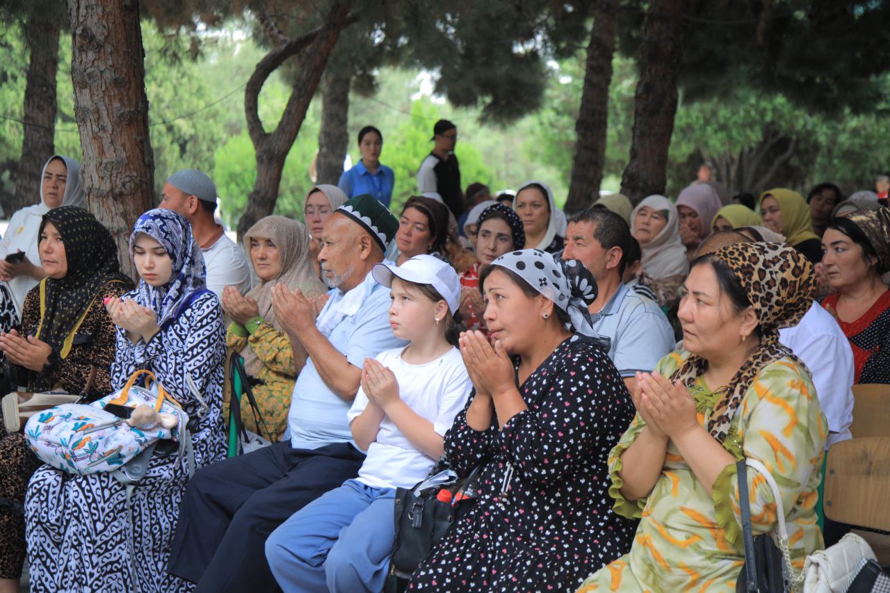 Maqsad – talabalik! “Doʻstlik” Akademik litseyida sinovlar davom etmoqda