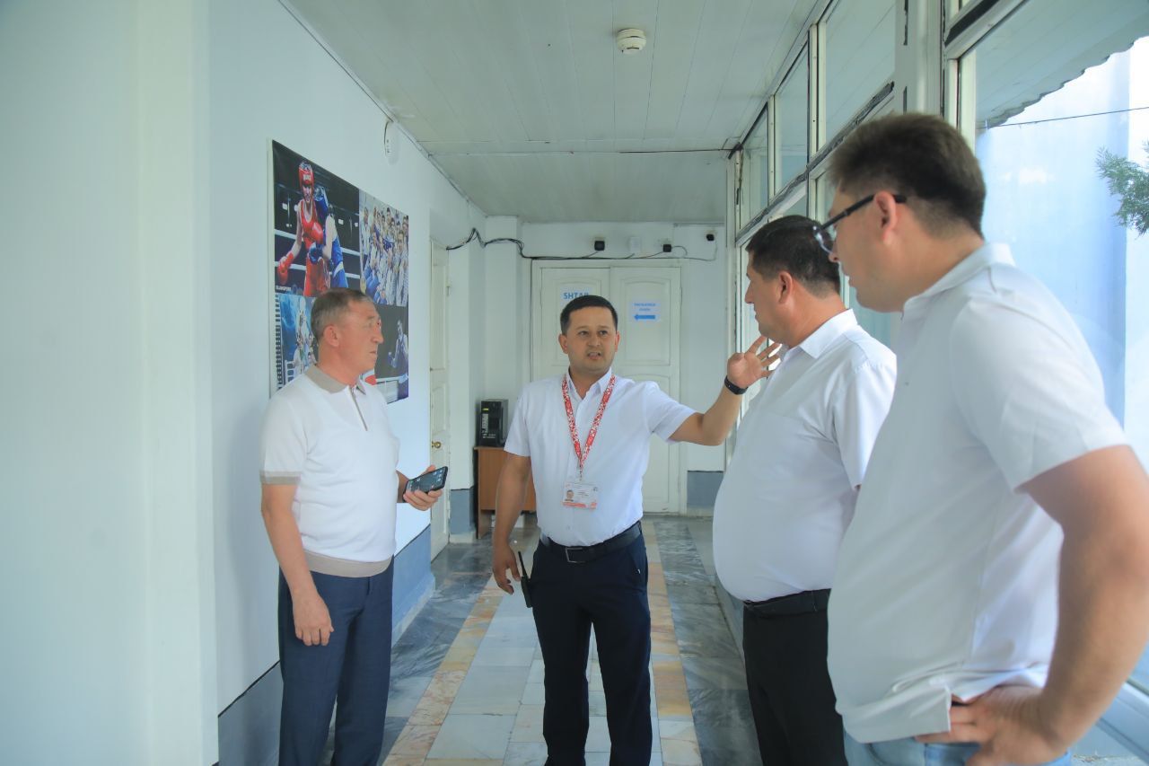 Test maydonida rektor: kuzatuv, tahlil va muloqot