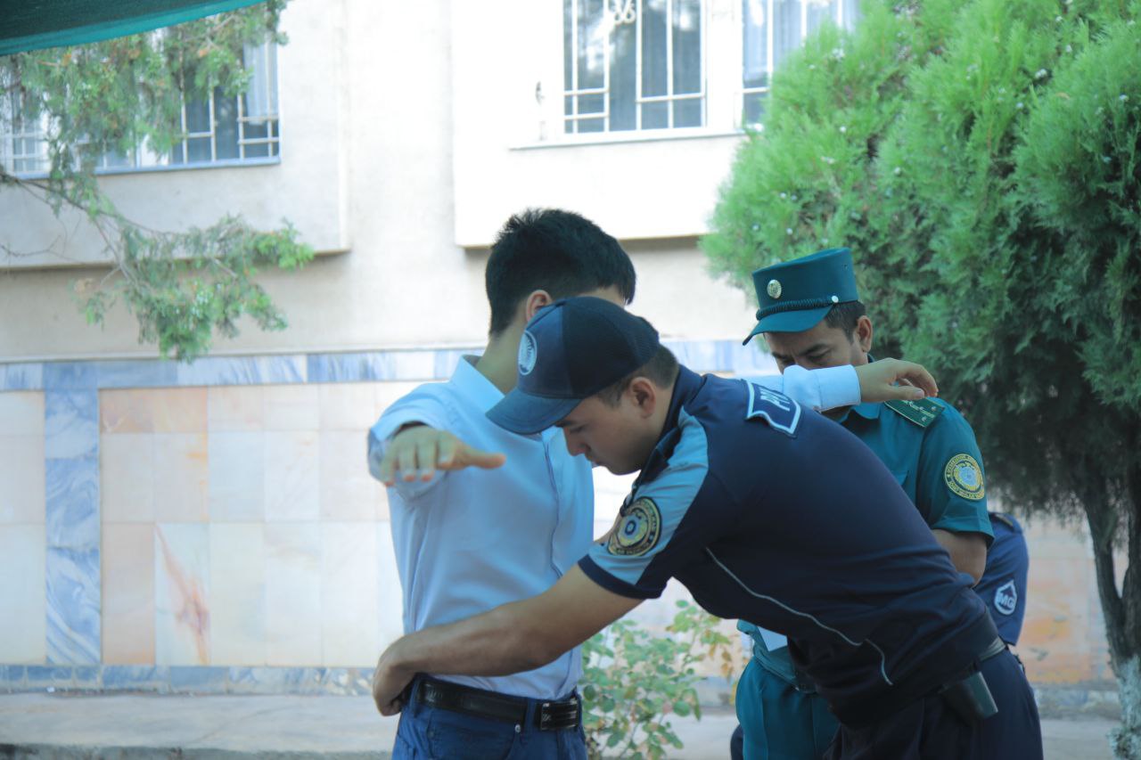 Oliy taʼlim muassasalariga kirish test sinovlari koʻtarinki ruhda davom etmoqda