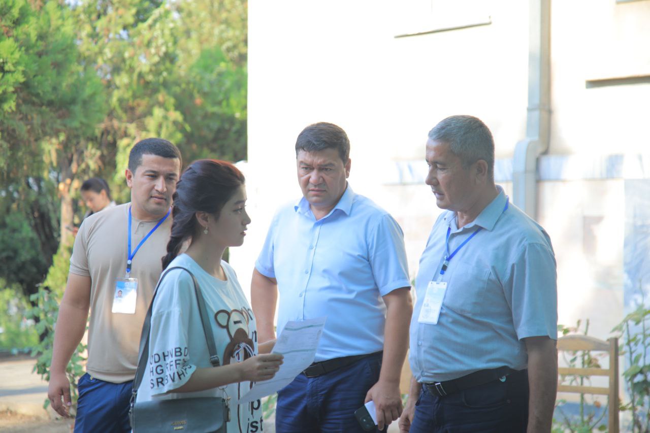 Oliy taʼlim muassasalariga kirish test sinovlari koʻtarinki ruhda davom etmoqda