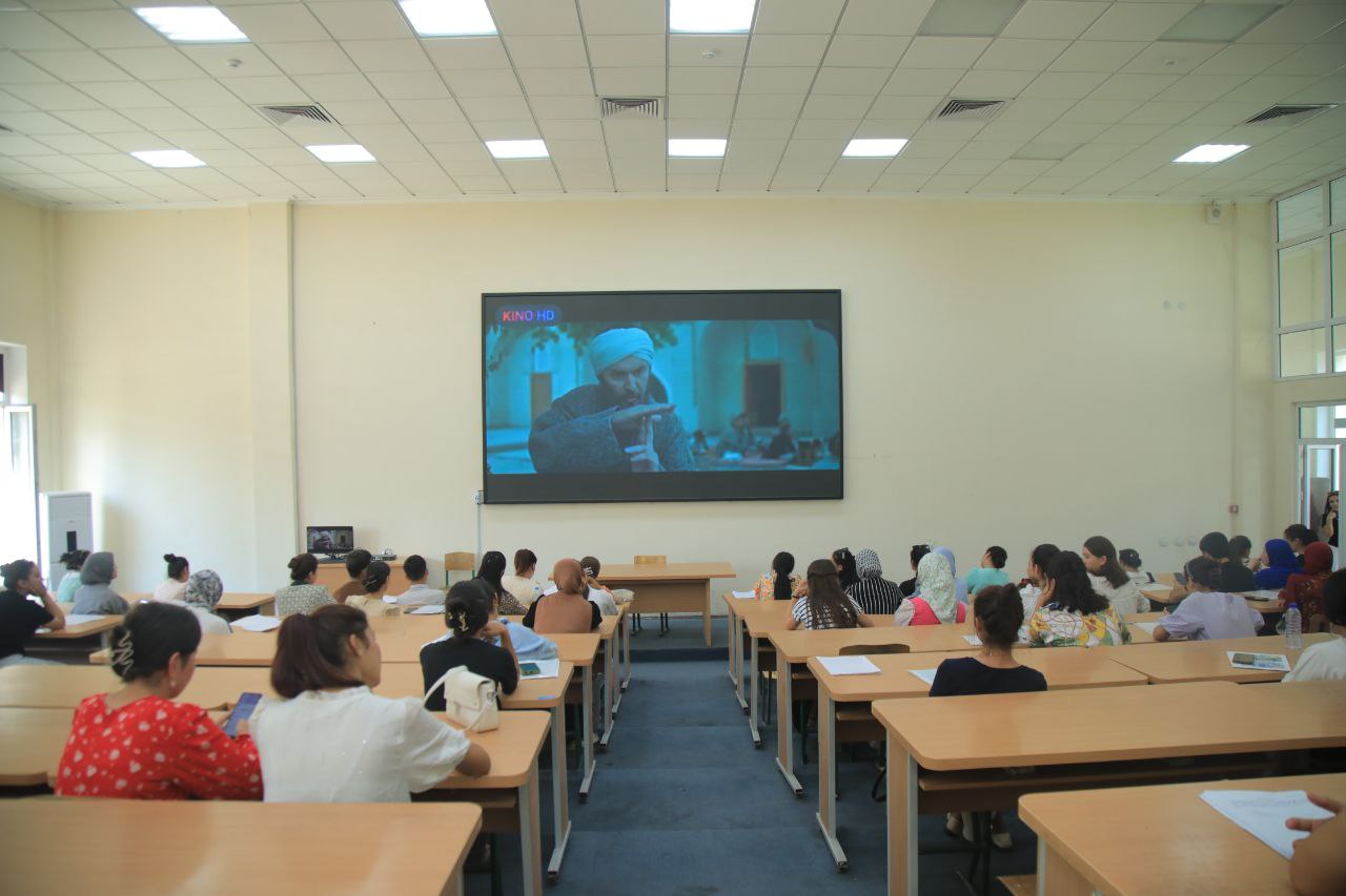 "Dolzarb 90 kunlik": Talabalar uchun “Ibrat” filmi namoyish etildi