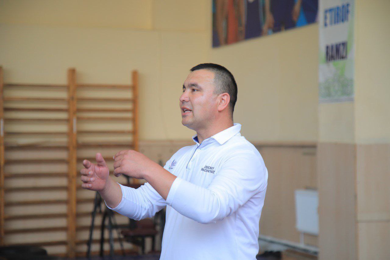 “Dolzarb 90 kunlik” doirasida “Kurash” to‘garagining navbatdagi mashg‘uloti oʻtkazildi