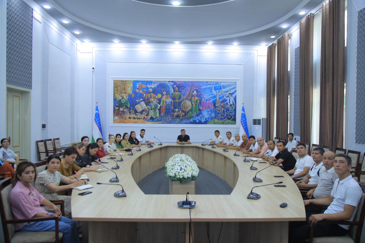 NamDPI rahbar va xodimlari hamda professor-oʻqituvchilari "Siyosiy-ma’rifat soati"da ishtirok etdi.