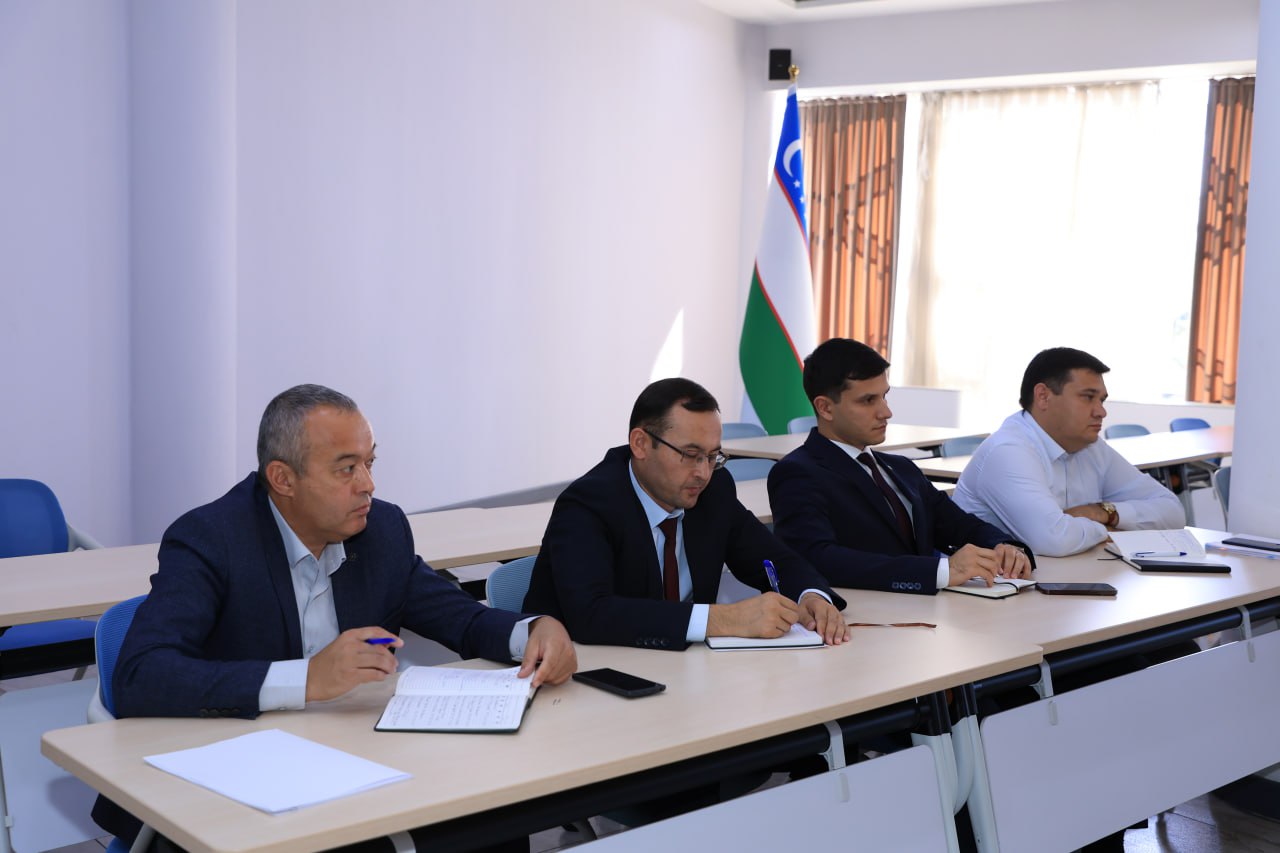 Oliy taʼlim tizimida taʼlim sifati va ilm-fanni takomillashtirish boʻyicha takliflar muhokama qilindi