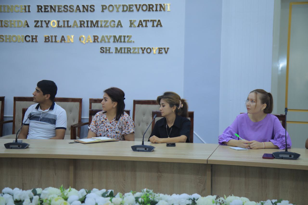 NamDPI rahbar va xodimlari hamda professor-oʻqituvchilari navbatdagi "Siyosiy-ma’rifat soati"da ishtirok etdi.