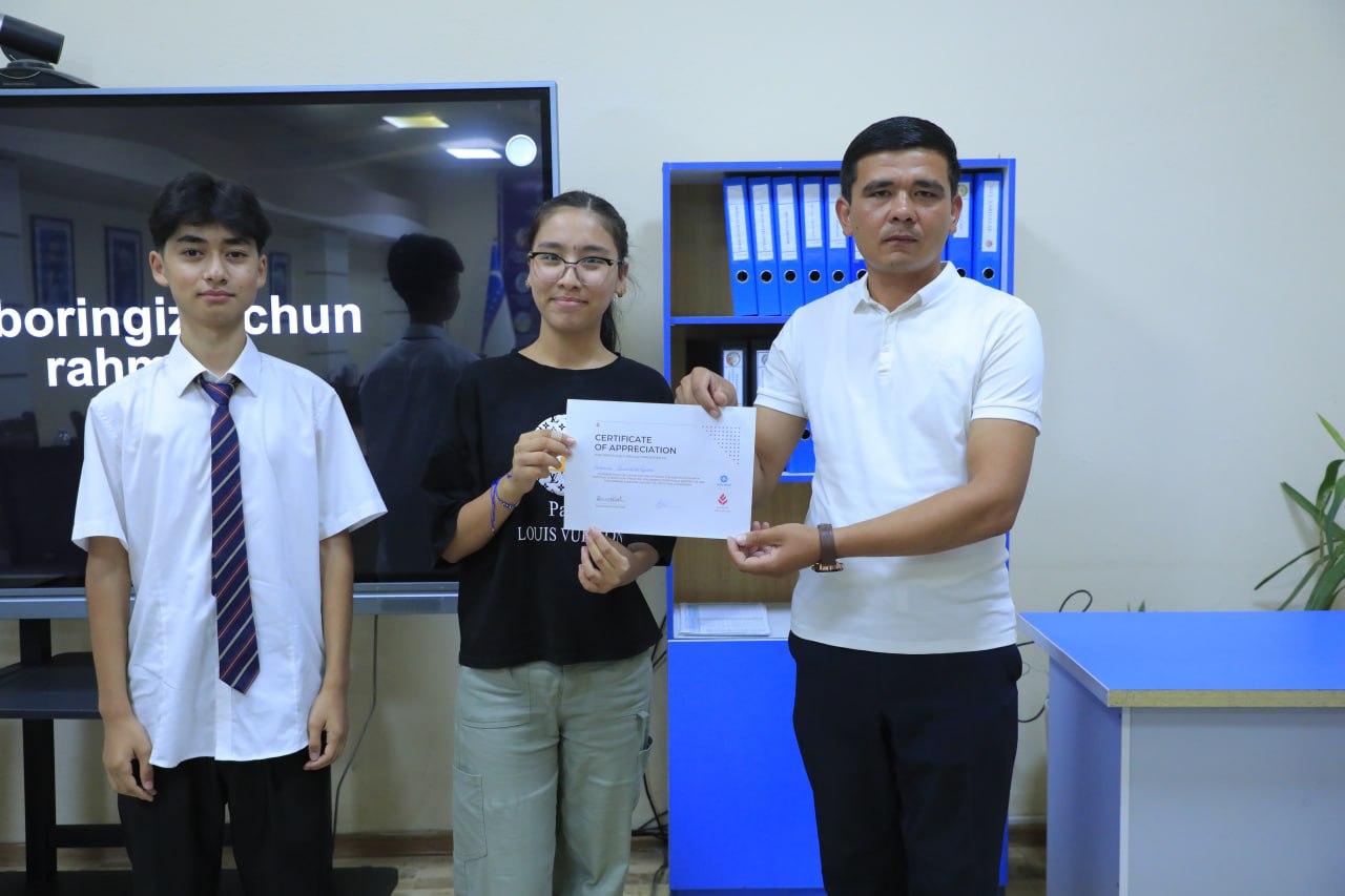 Maktab o'quvchilari o'rtasida ilmiy innovatsion loyihalar tanlovi o'tkazildi.