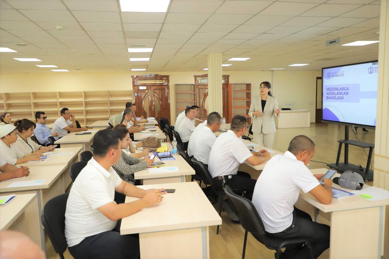 Ayni damda Respublikamiz bo‘ylab “Mezonlarga asoslangan baholash” mavzusida seminar-treninglar o‘tkazilmoqda.