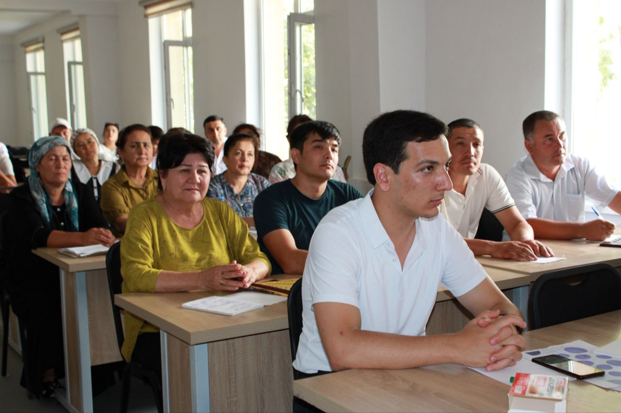 Ayni damda Respublikamiz bo‘ylab “Mezonlarga asoslangan baholash” mavzusida seminar-treninglar o‘tkazilmoqda.