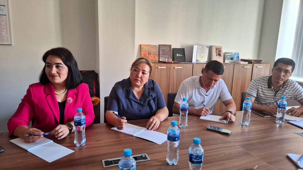 Chexiya Tabiiy fanlar universiteti rektoridan NamDPI professor-o‘qituvchilari uchun mahorat darsi