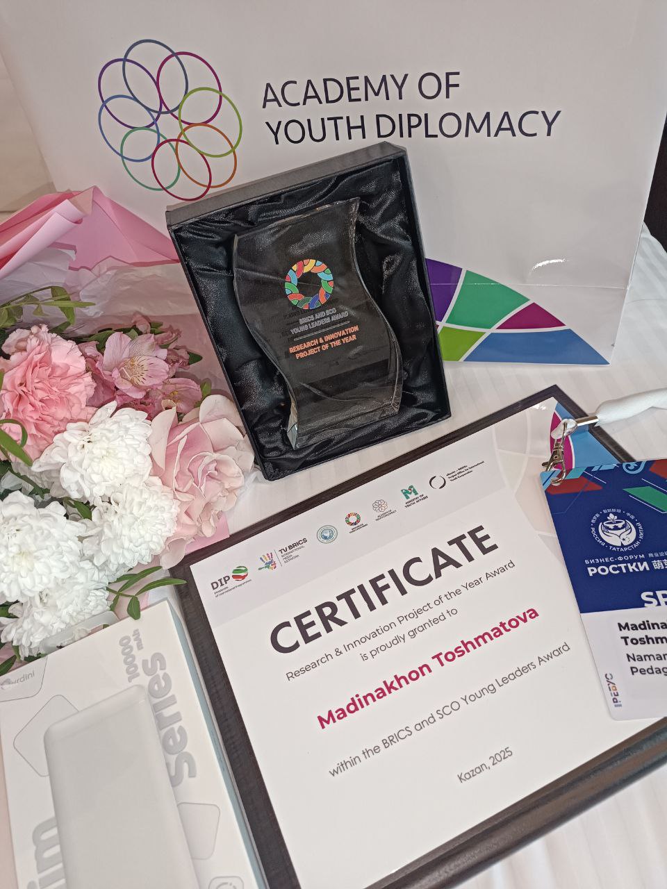 XALQARO E'TIROF TALABA YUTUG'I