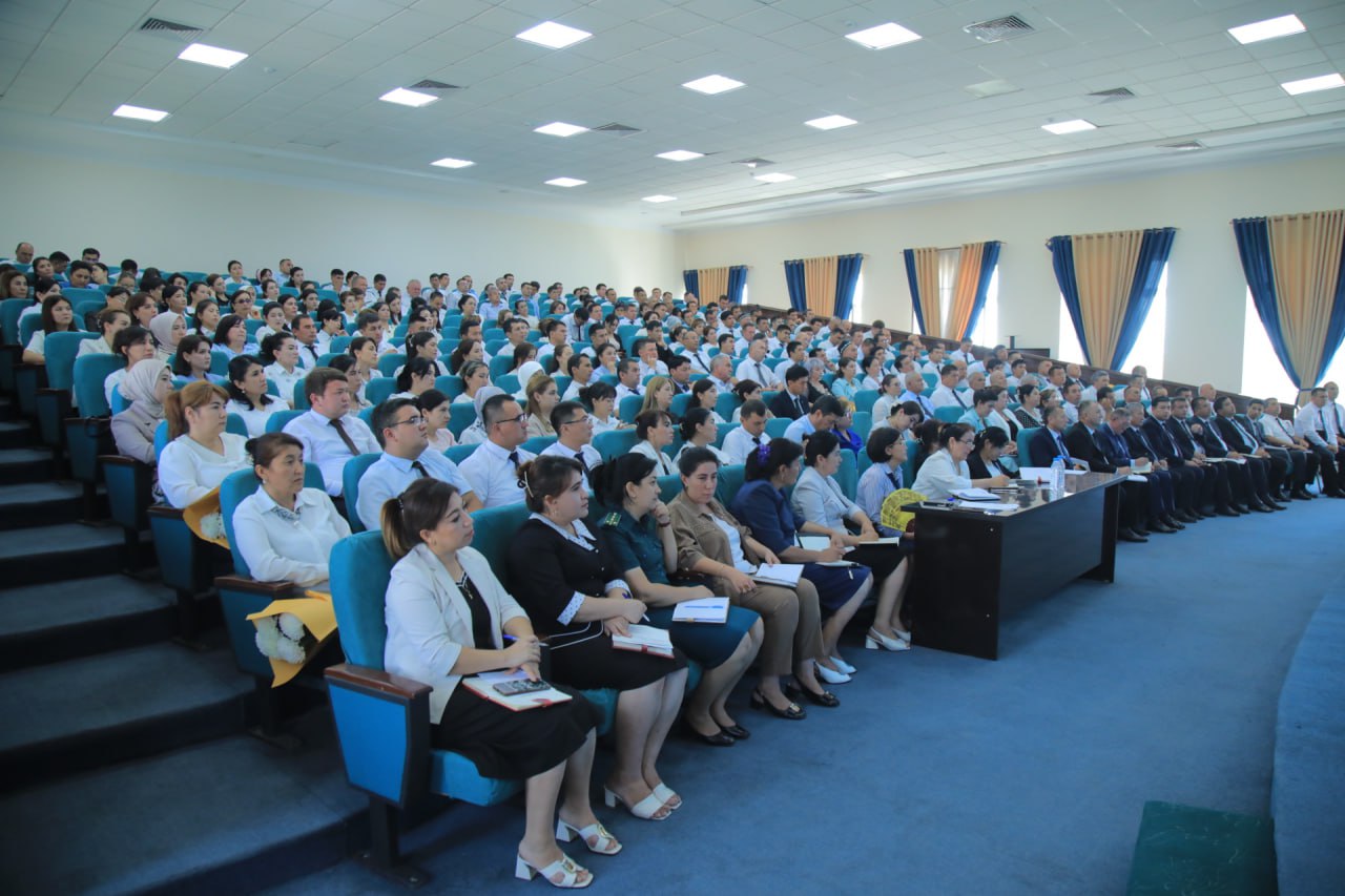 Namangan davlat pedagogika institutida oʻtkazilgan  2025/2026-o‘quv yilining 1-sonli kengaytirilgan yigʻilishi doirasida kun tartibidagi quyidagi rejalar koʻrib chiqilib, kengash a'zolari bilan tahlil qilindi.