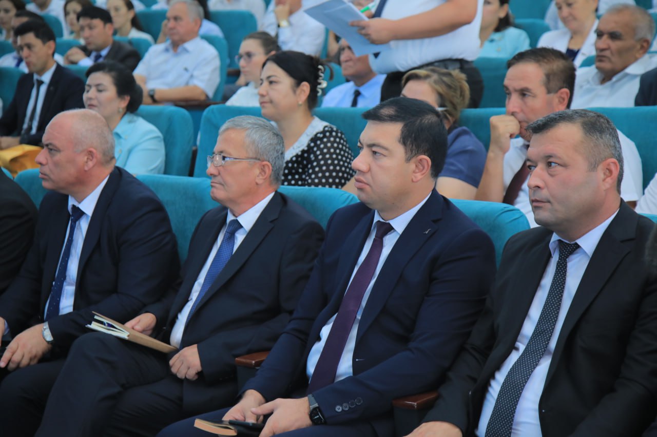 Namangan davlat pedagogika institutida oʻtkazilgan  2025/2026-o‘quv yilining 1-sonli kengaytirilgan yigʻilishi doirasida kun tartibidagi quyidagi rejalar koʻrib chiqilib, kengash a'zolari bilan tahlil qilindi.