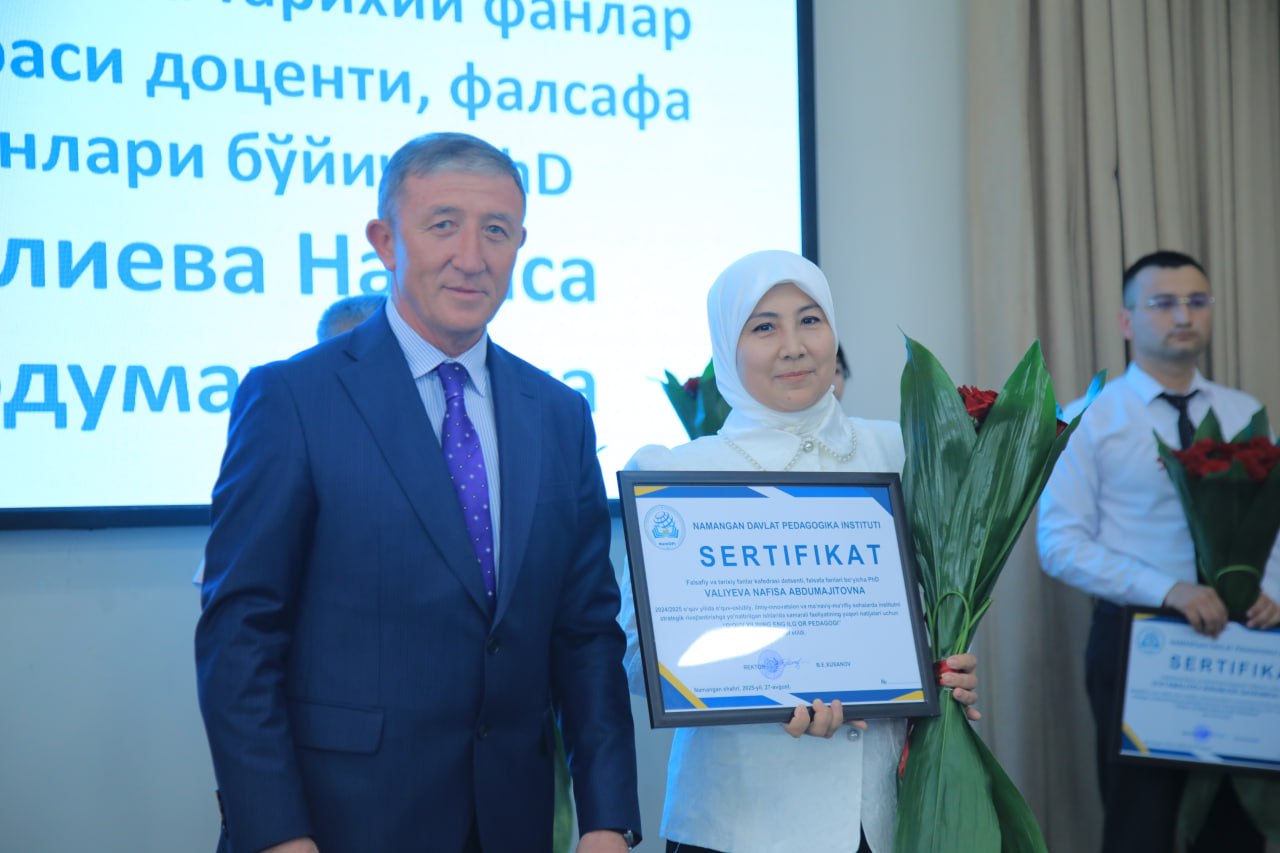 O‘quv yilining eng ilg‘or pedagogi