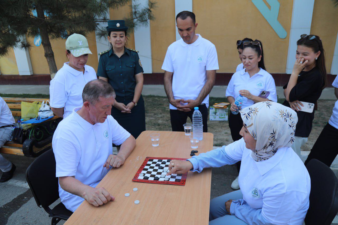 O‘zbekiston Respublikasi Mustaqilligining 34 yilligi munosabati bilan Namangan davlat pedagogika instituti professor-o‘qituvchilari va xodimlari o‘rtasida o‘tkazilgan  sport musobaqalari yuqori saviyada bo‘lib o‘tdi.