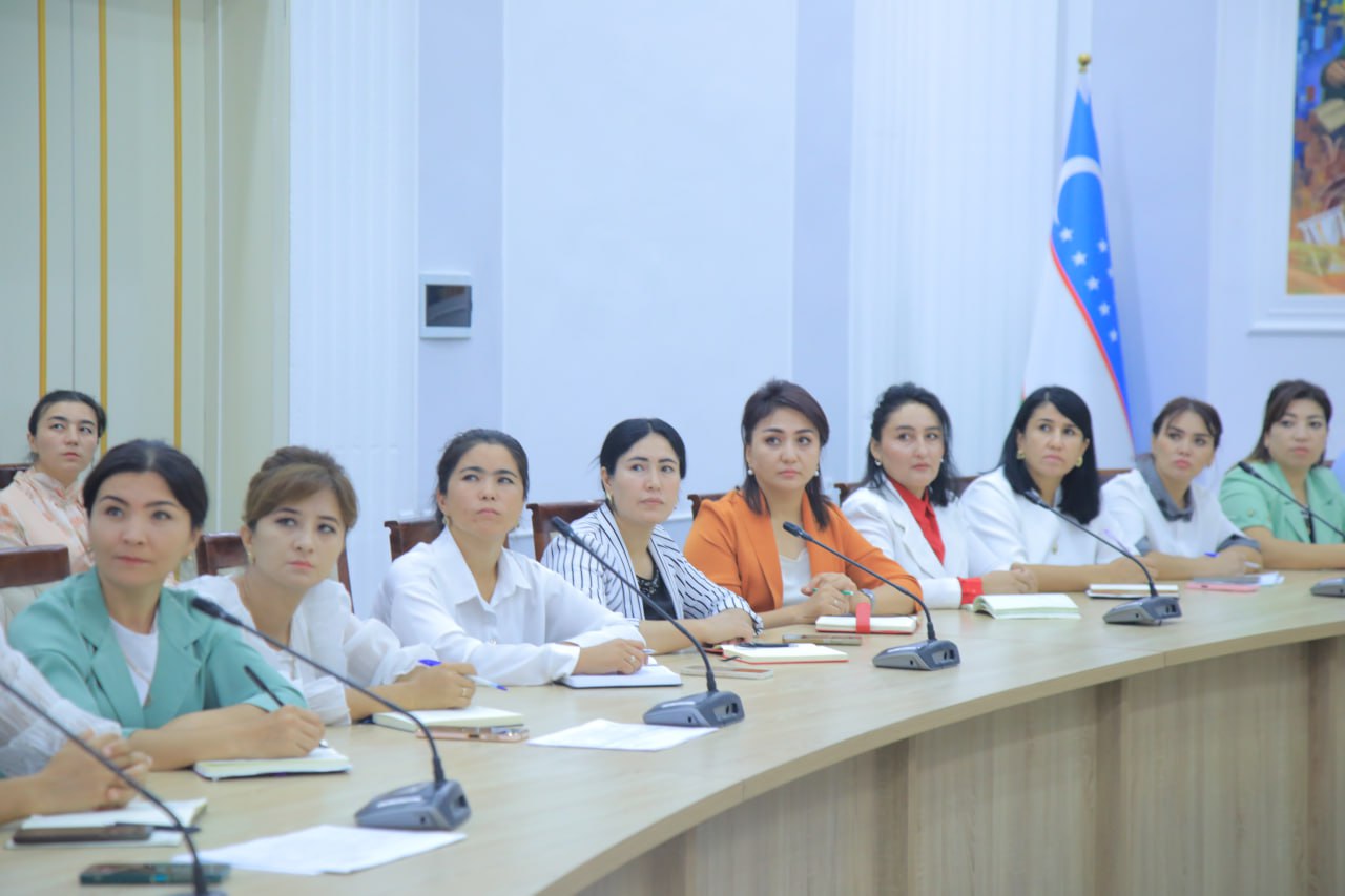 Namangan davlat pedagogika instituti rahbar va xodimlari hamda professor-oʻqituvchilari navbatdagi "Siyosiy-ma’rifat soati"da ishtirok etdi.