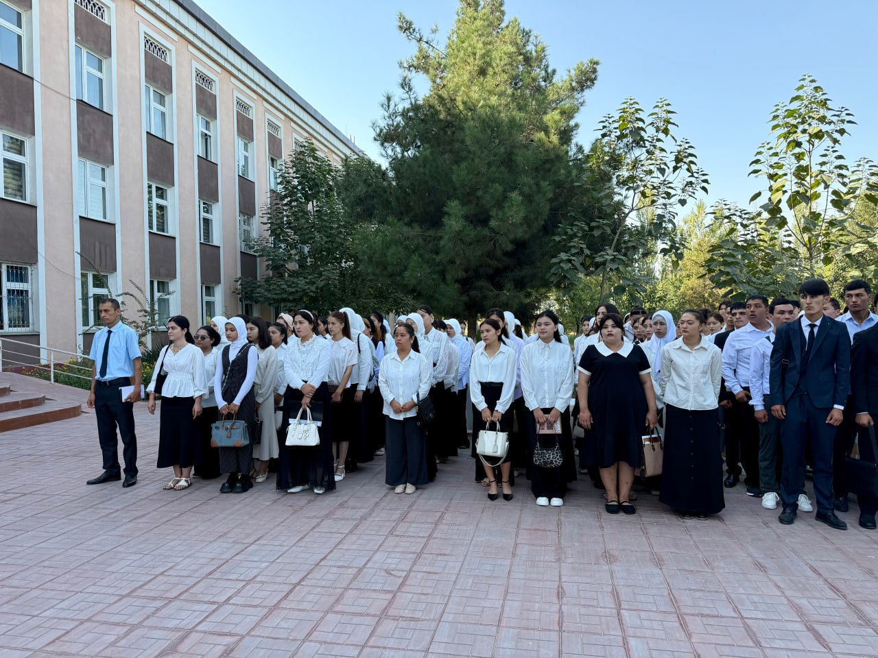 SAMARALI TA'LIM VA QULAY MUHIT SARI