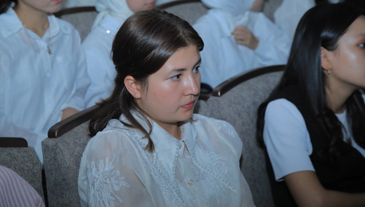 Abdulhamid Cho‘lpon — milliy meros va badiiyat sahnasida