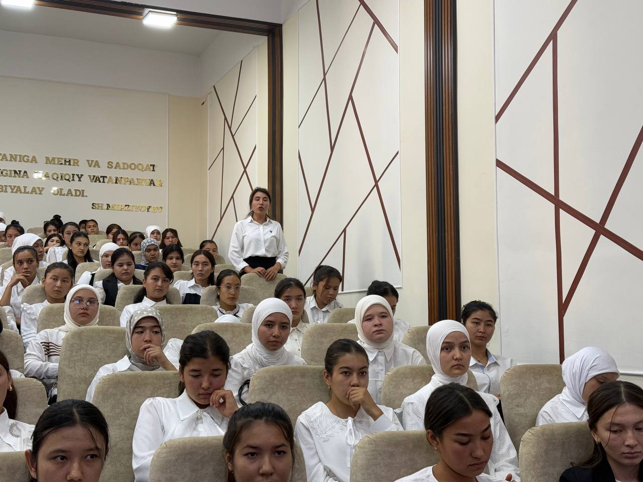 "Ilmiy tadqiqot va innovatsiya"mavzusida seminar-trening tashkil etildi.