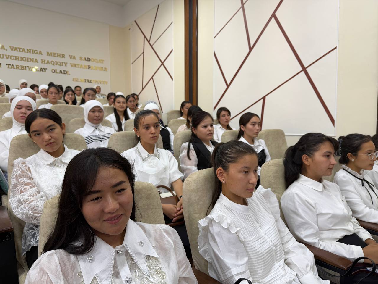 "Ilmiy tadqiqot va innovatsiya"mavzusida seminar-trening tashkil etildi.