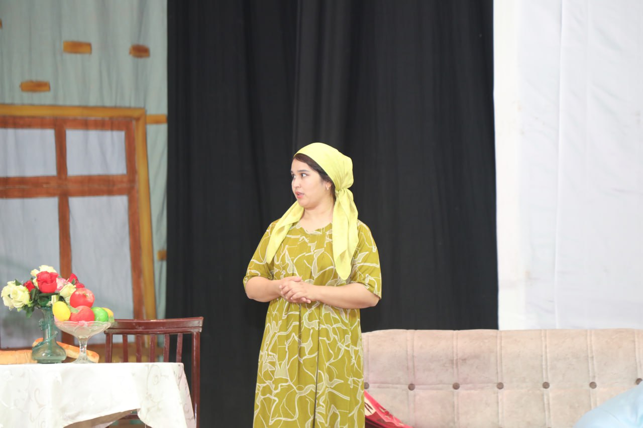 TEATR — HAYOTNING KO‘ZGUSI