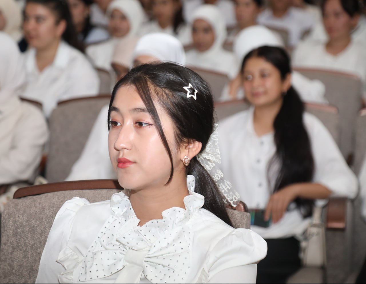 TEATR — HAYOTNING KO‘ZGUSI