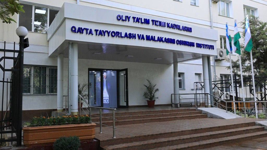 Oliy taʼlim tashkilotlari Registrator ofisi xodimlarining malakasi oshirilmoqda