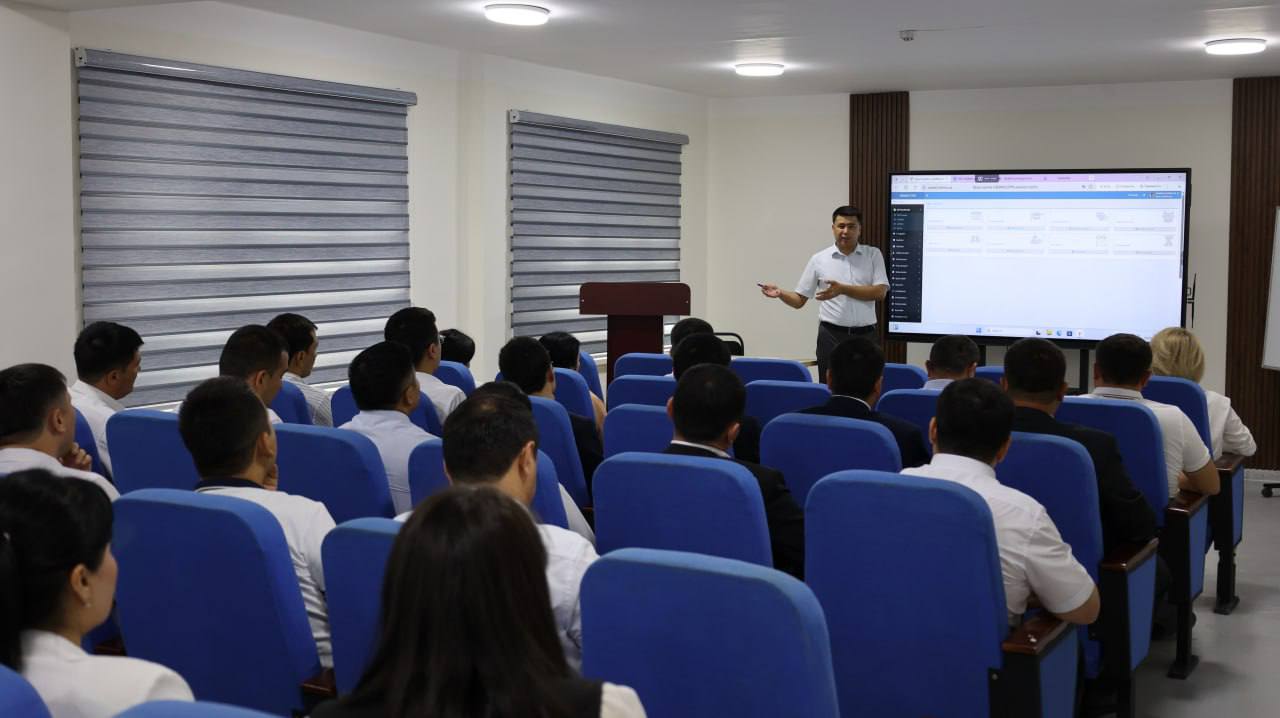 Oliy taʼlim tashkilotlari Registrator ofisi xodimlarining malakasi oshirilmoqda