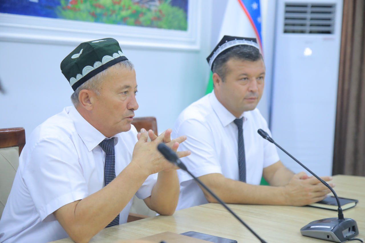 Namangan davlat pedagogika instituti rahbar va xodimlari hamda professor-oʻqituvchilari navbatdagi "Siyosiy-ma’rifat soati"da ishtirok etdi.