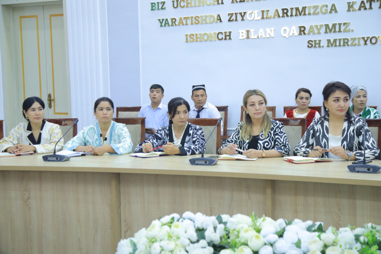 Namangan davlat pedagogika instituti rahbar va xodimlari hamda professor-oʻqituvchilari navbatdagi "Siyosiy-ma’rifat soati"da ishtirok etdi.