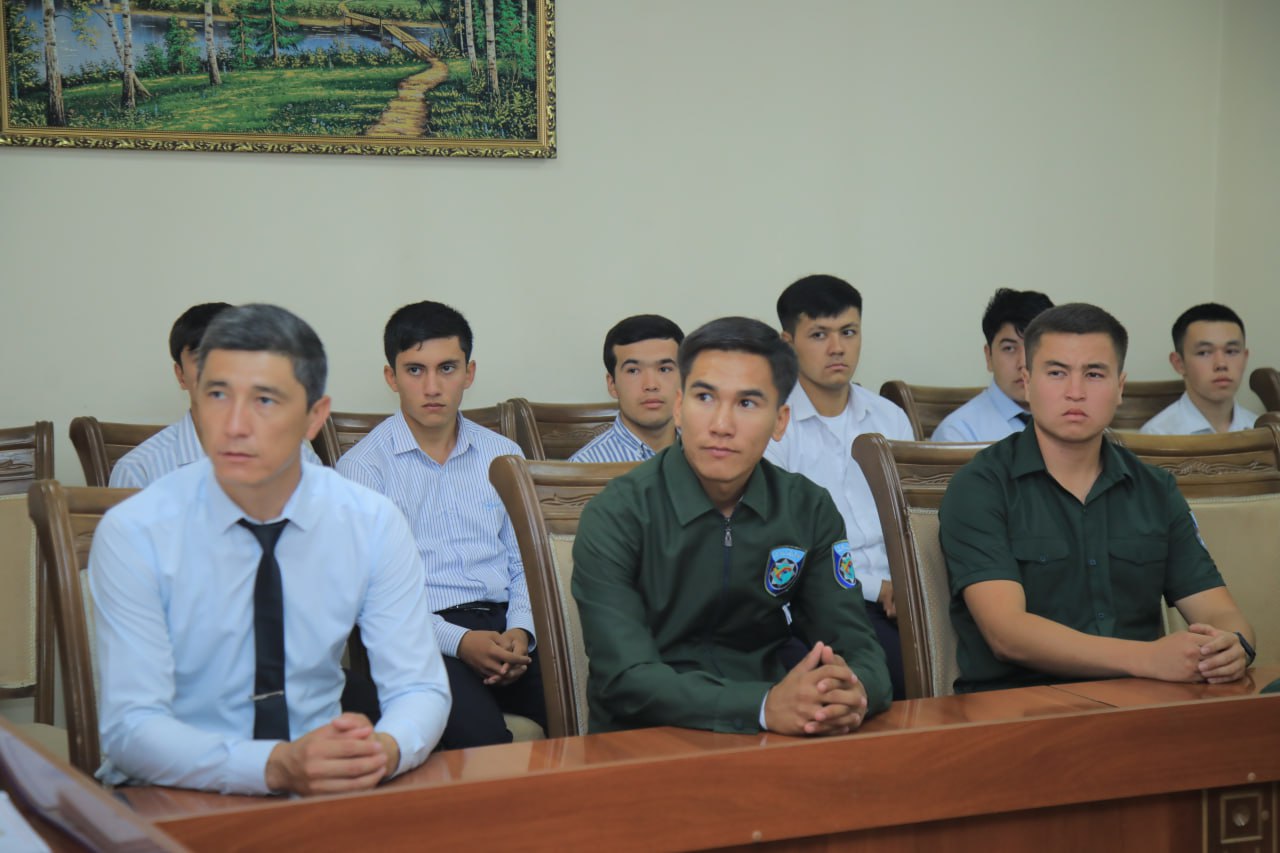 “Qalqon” jamoatchilik guruhi a’zolari bilan ochiq muloqot o‘tkazildi