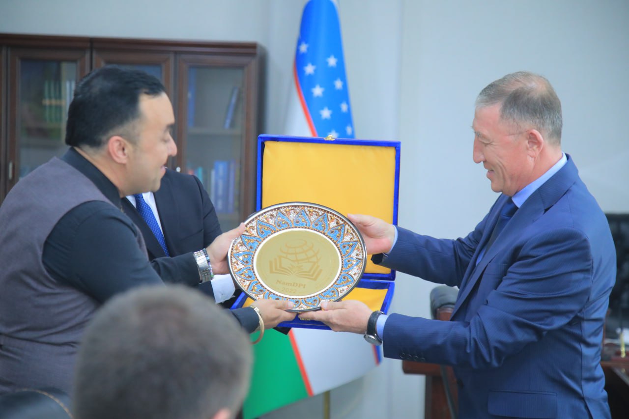 Amerikalik Kevin Berghuis NamDPIda dars beradi!