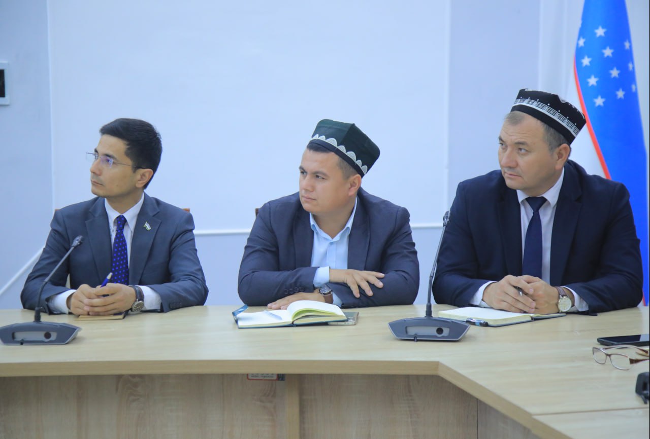 NamDPI rahbar va xodimlari hamda professor-oʻqituvchilari navbatdagi "Siyosiy-ma’rifat soati"da ishtirok etdi.